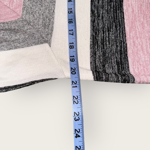 Striped Gap Knit Top - Picture 4 of 6